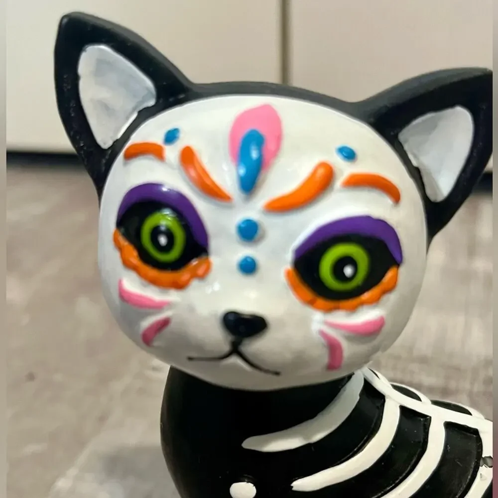 NWOT Day of the Dead cat and dog figurines
